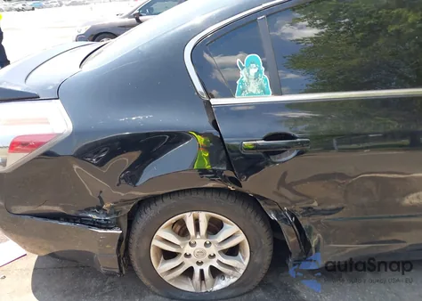 2012 Nissan Altima 2.5 S z USA, uszkodzony, nr VIN 1N4AL2AP7CN438868